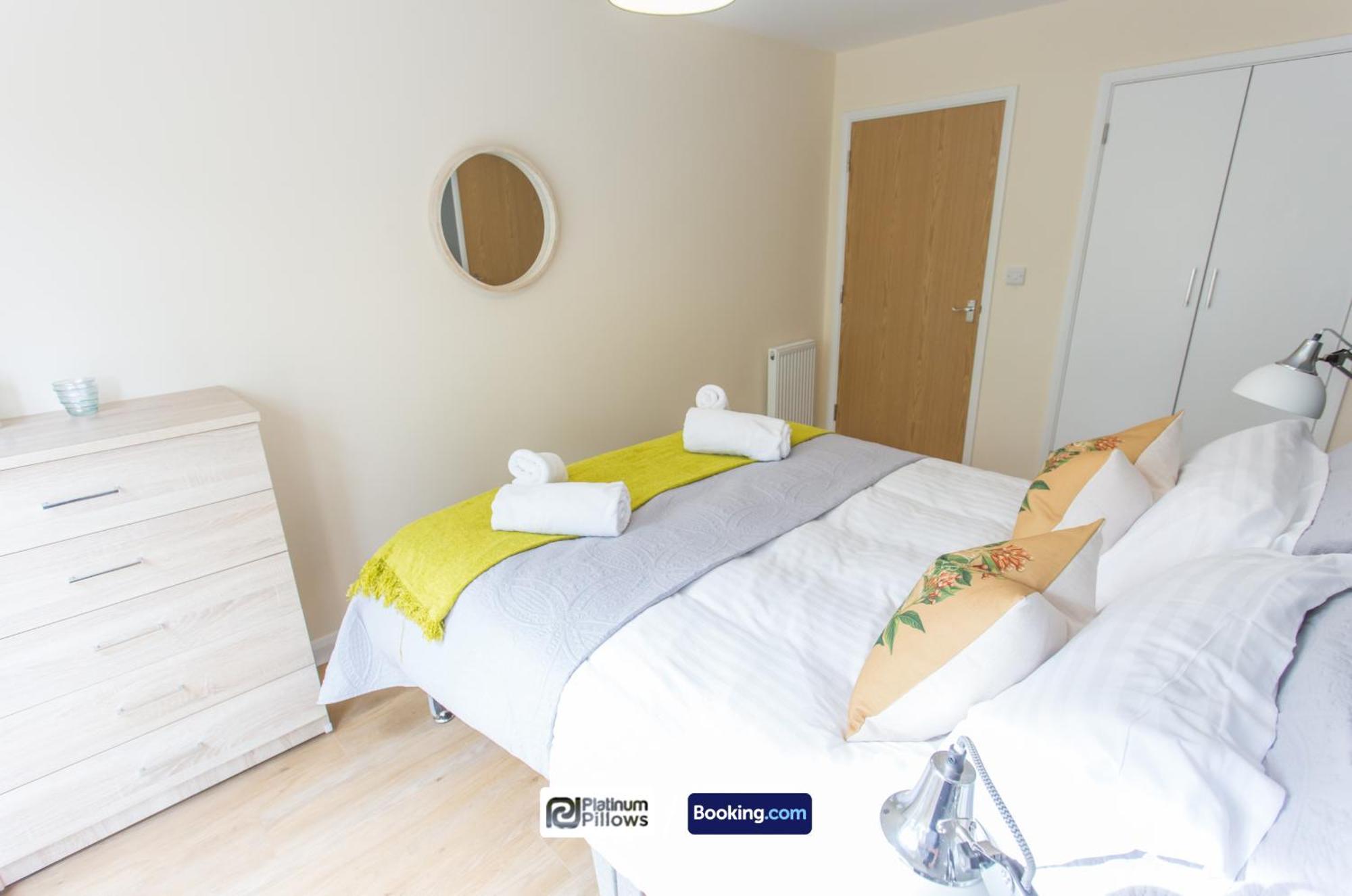 Modern Oxford 2 Bedroom Apartments, Near Headington Hospital, Families & Contractor Accommodation With Parking Εξωτερικό φωτογραφία