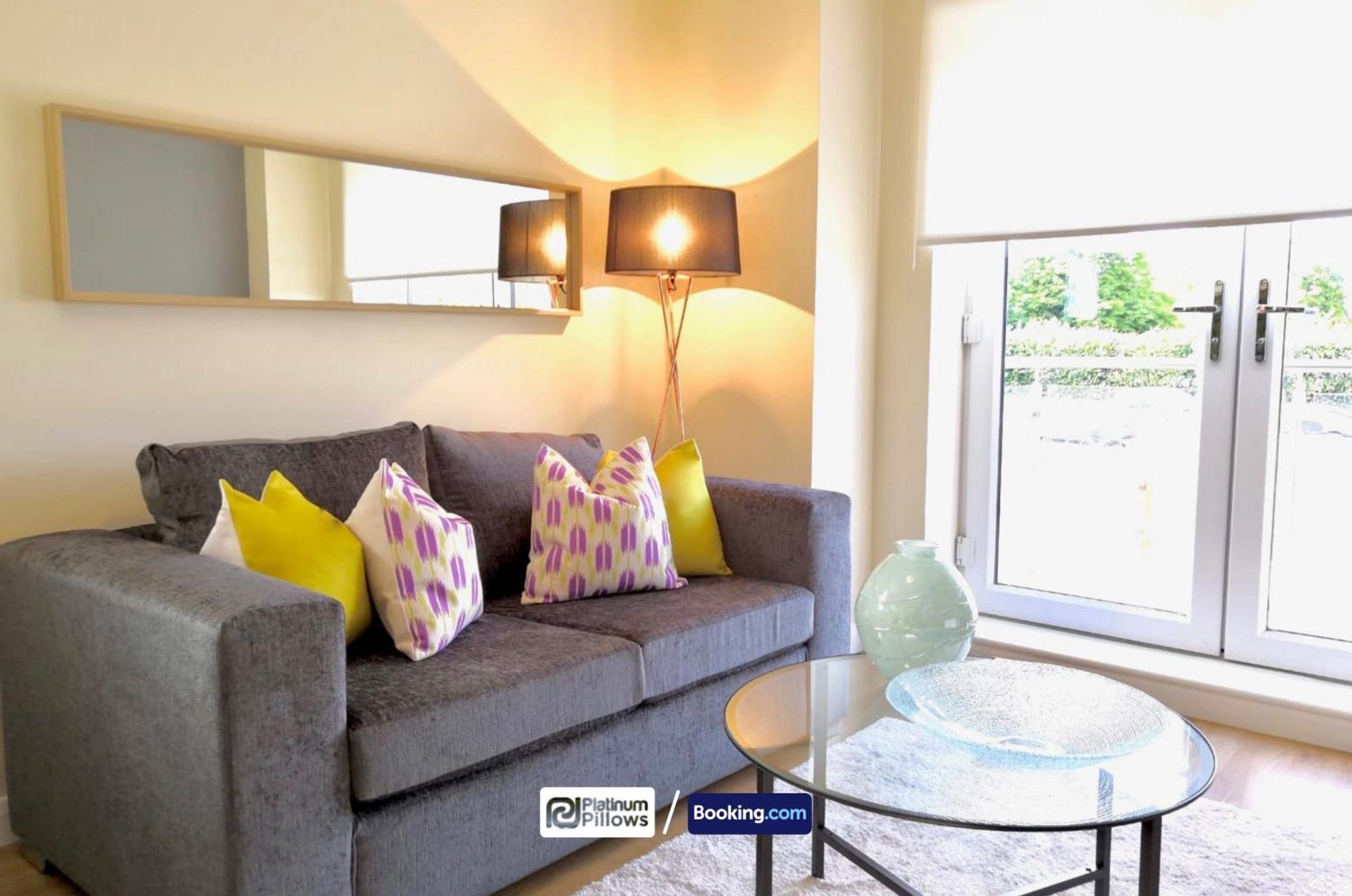 Modern Oxford 2 Bedroom Apartments, Near Headington Hospital, Families & Contractor Accommodation With Parking Εξωτερικό φωτογραφία